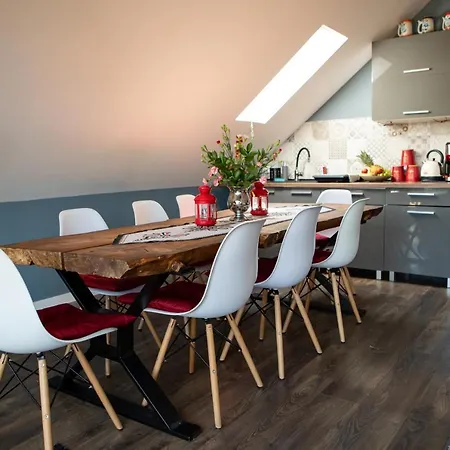 Apartament Nad Lesniczowka Apartmán Golubie